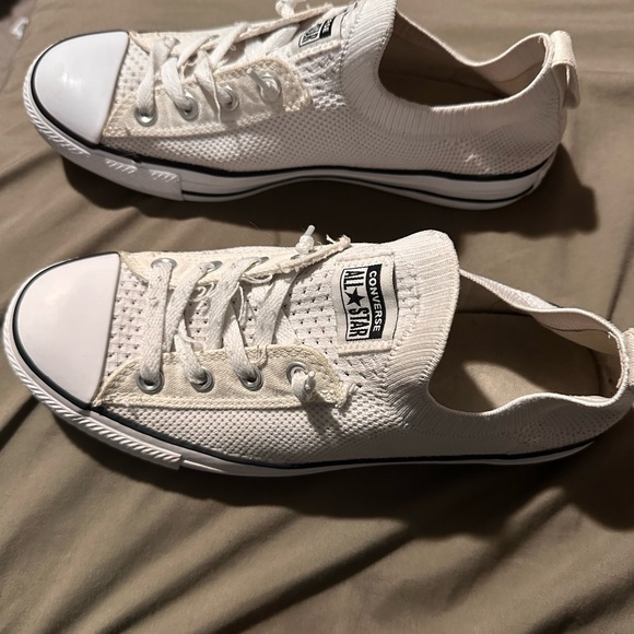 Converse Slip Ons size 9 - Picture 2 of 5